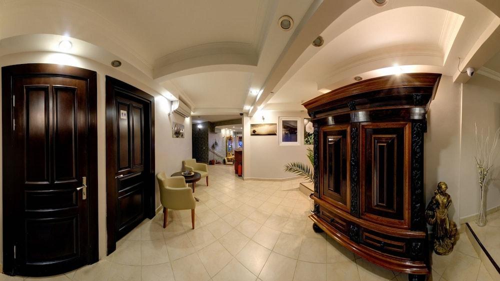 Marine House Boutique Hotel Адалар Экстерьер фото